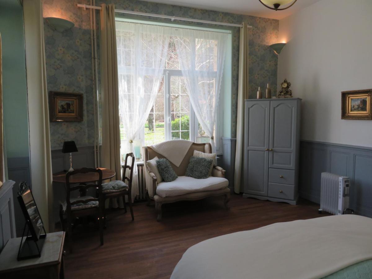 Chambres D'Hotes Chateau De Viviez מראה חיצוני תמונה