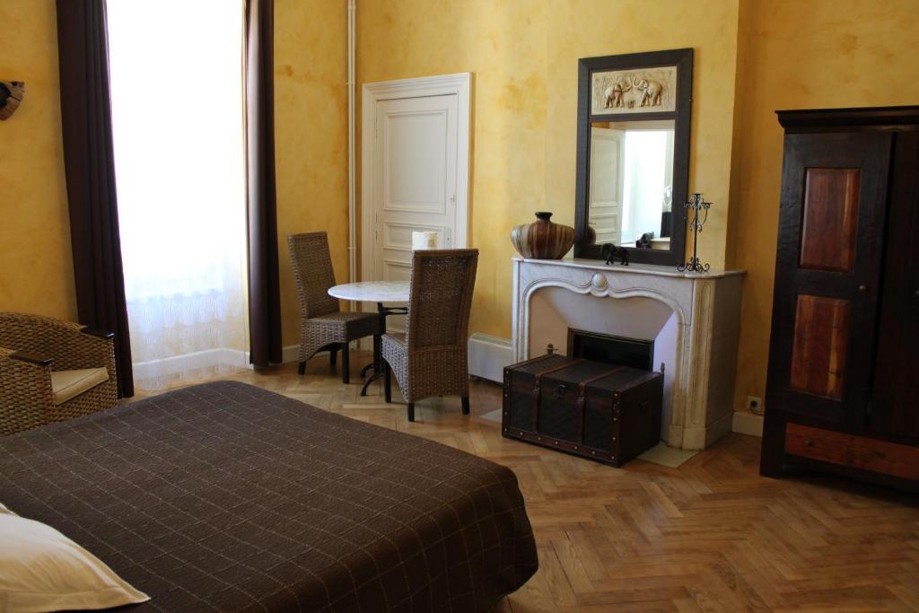 Chambres D'Hotes Chateau De Viviez מראה חיצוני תמונה